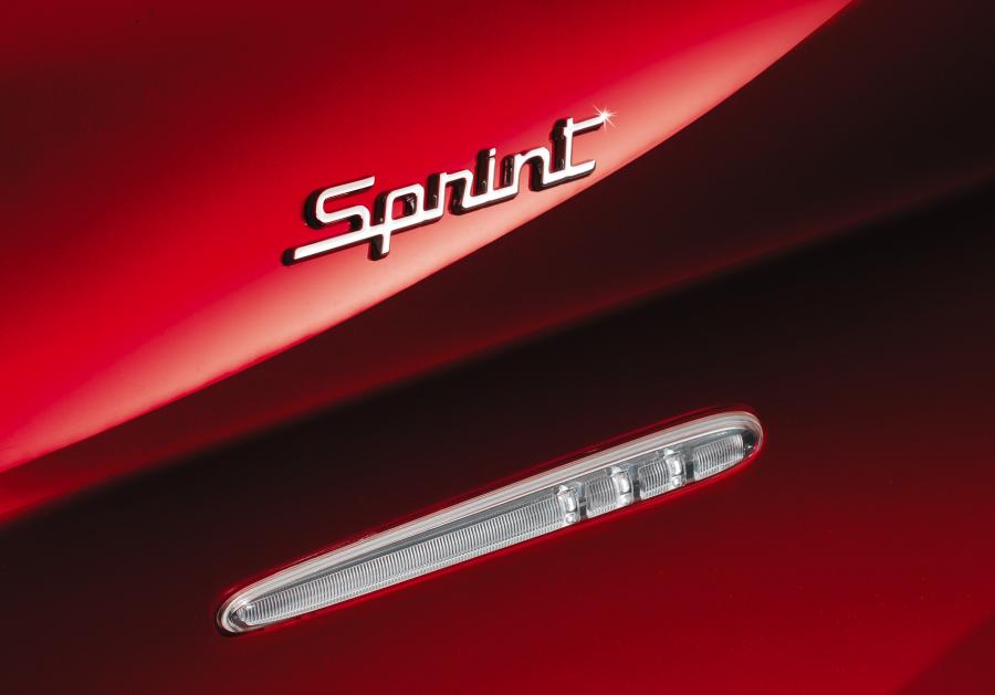 Логотип Alfa Romeo Giulietta Sprint 2014 года  (фото 13 из 70)